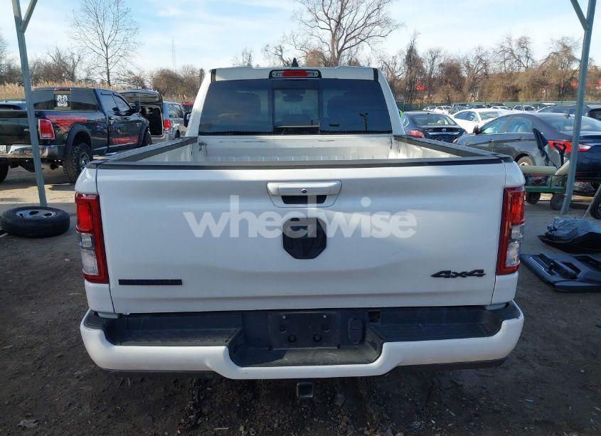 Photo 17 of 2022 Ram 1500 BIG HORN 4X4 6'4 BOX (VIN 1C6RRFBG8NN263624)