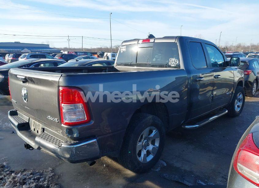 Photo 4 of 2020 Ram 1500 BIG HORN 4X4 6'4 BOX (VIN 1C6RRFBG9LN199462)