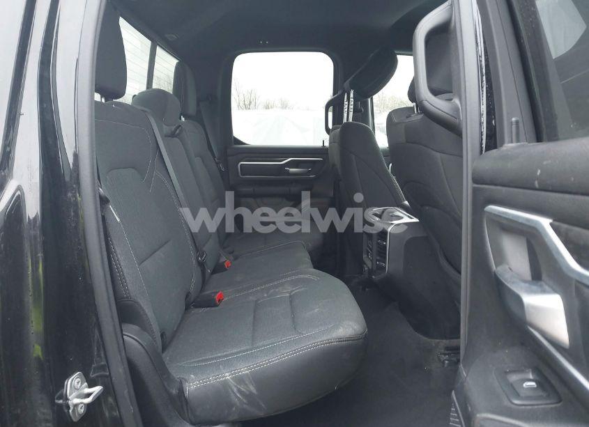 Photo 8 of 2021 Ram 1500 BIG HORN 4X4 6'4 BOX (VIN 1C6RRFBG9MN546886)