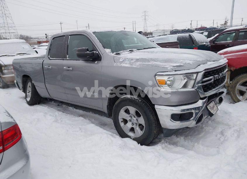 2022 Ram 1500 BIG HORN 4X4 6'4 BOX (VIN 1C6RRFBG9NN374344) main photo