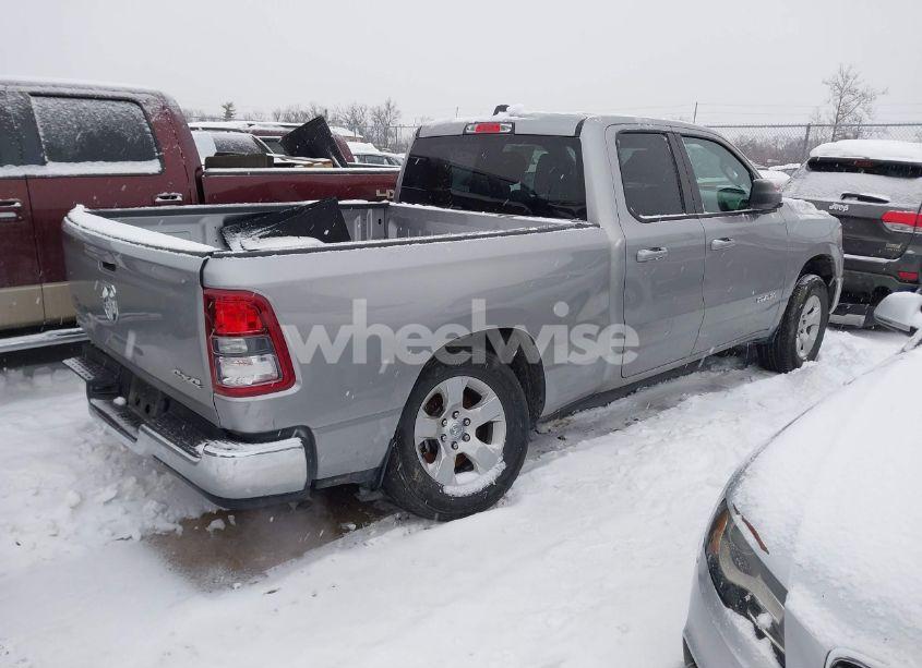 Photo 4 of 2022 Ram 1500 BIG HORN 4X4 6'4 BOX (VIN 1C6RRFBG9NN374344)