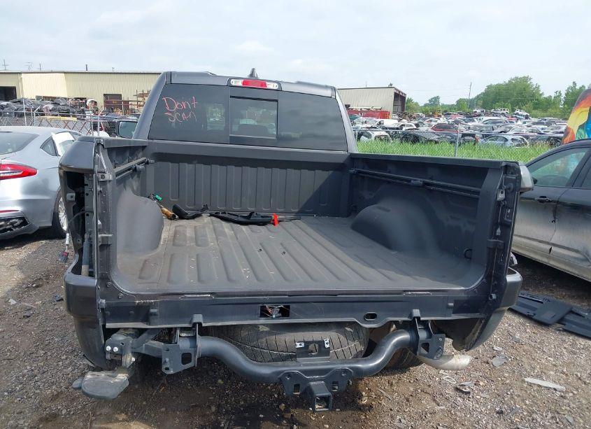 Photo 17 of 2022 Ram 1500 BIG HORN QUAD CAB 4X4 6'4 BOX (VIN 1C6RRFBG9NN464920)