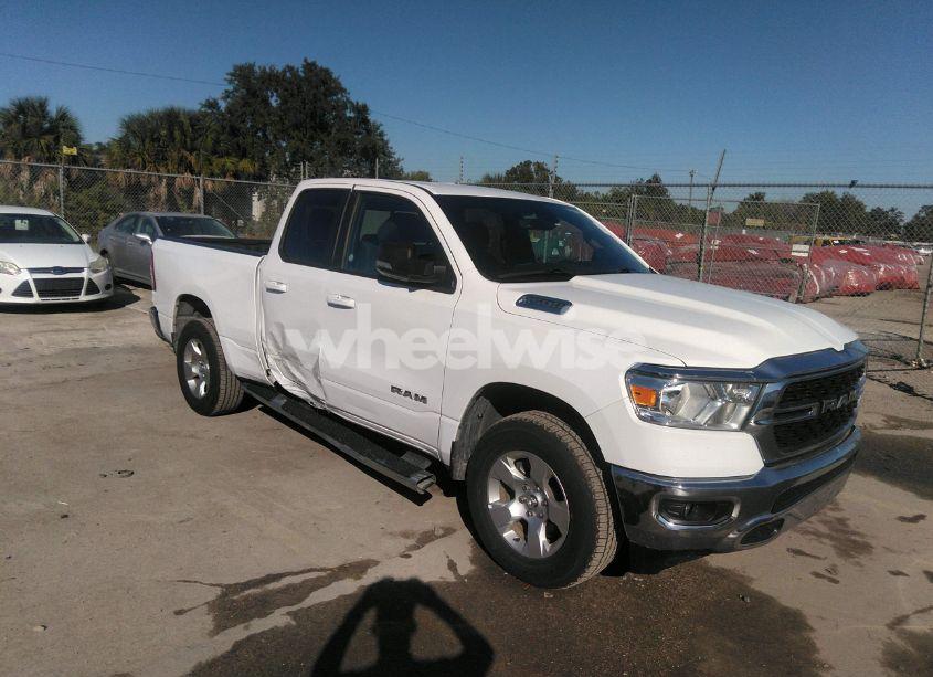 2022 Ram 1500 BIG HORN 4X4 6'4 BOX (VIN 1C6RRFBG9NN480390) main photo