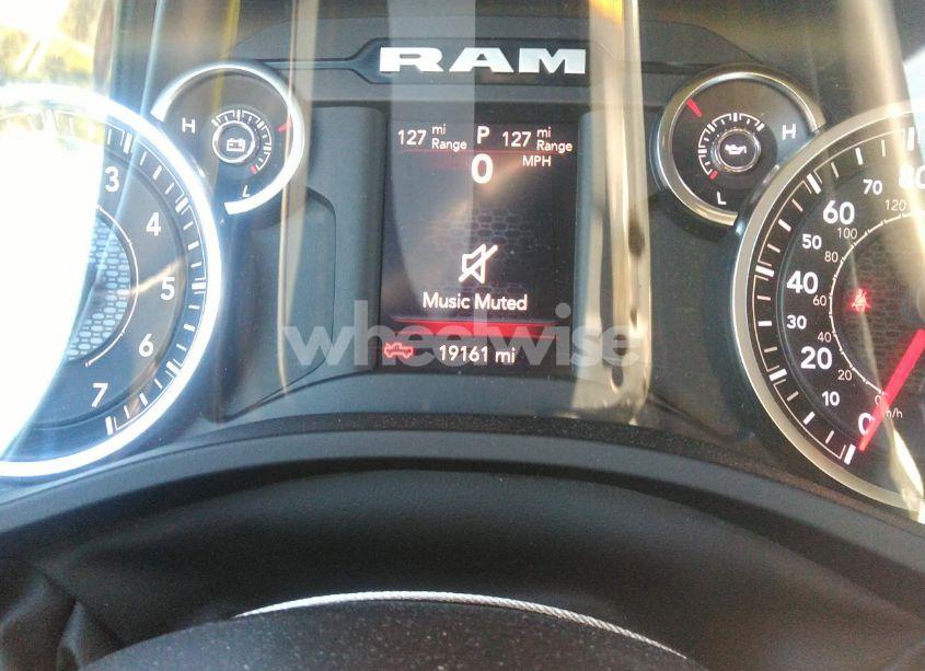 Photo 7 of 2022 Ram 1500 BIG HORN 4X4 6'4 BOX (VIN 1C6RRFBG9NN480390)