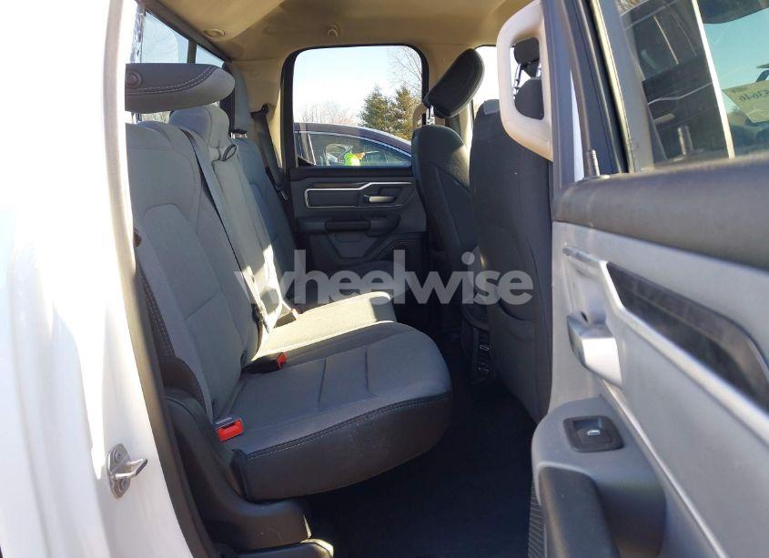 Photo 8 of 2020 Ram 1500 BIG HORN 4X4 6'4 BOX (VIN 1C6RRFBGXLN212378)