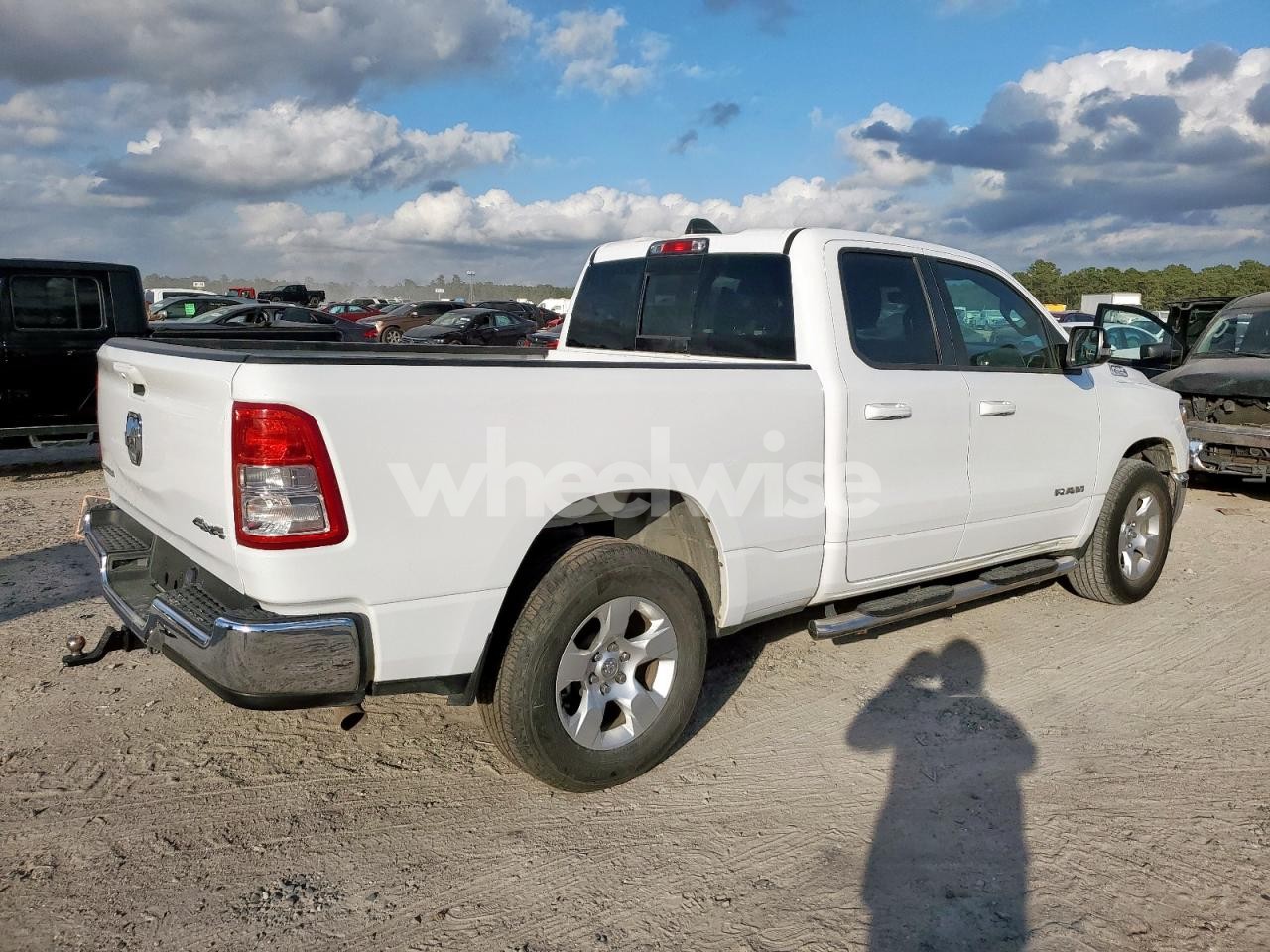 Photo 3 of 2022 RAM 1500 BIG HORN/LONE STAR (VIN 1C6RRFBGXNN287584)