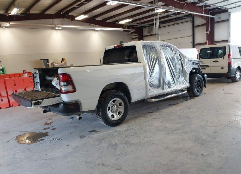 Photo 4 of 2024 Ram 1500 TRADESMAN 4X4 6'4 BOX (VIN 1C6RRFCG3RN221754)