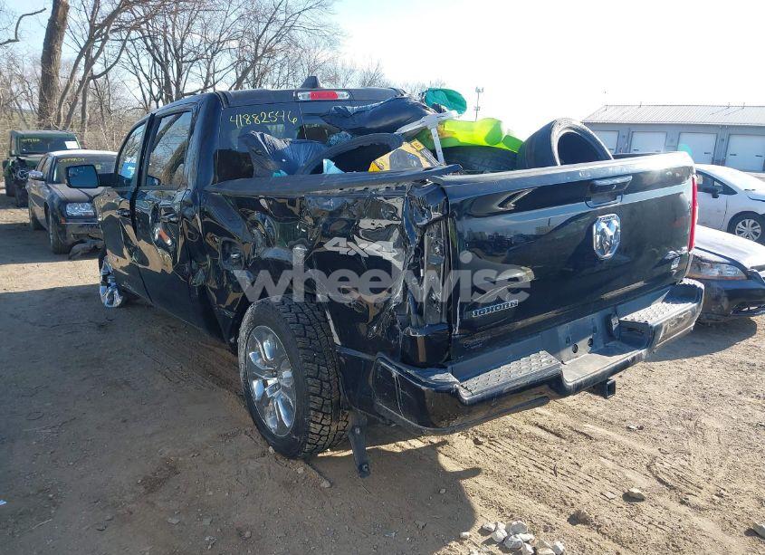 Photo 3 of 2019 Ram 1500 BIG HORN/LONE STAR 4X4 5'7 BOX (VIN 1C6RRFFG0KN675476)
