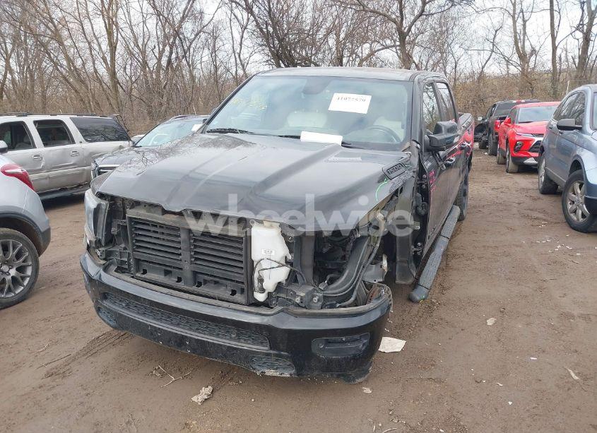 Photo 2 of 2019 Ram 1500 BIG HORN/LONE STAR 4X4 5'7 BOX (VIN 1C6RRFFG0KN733263)