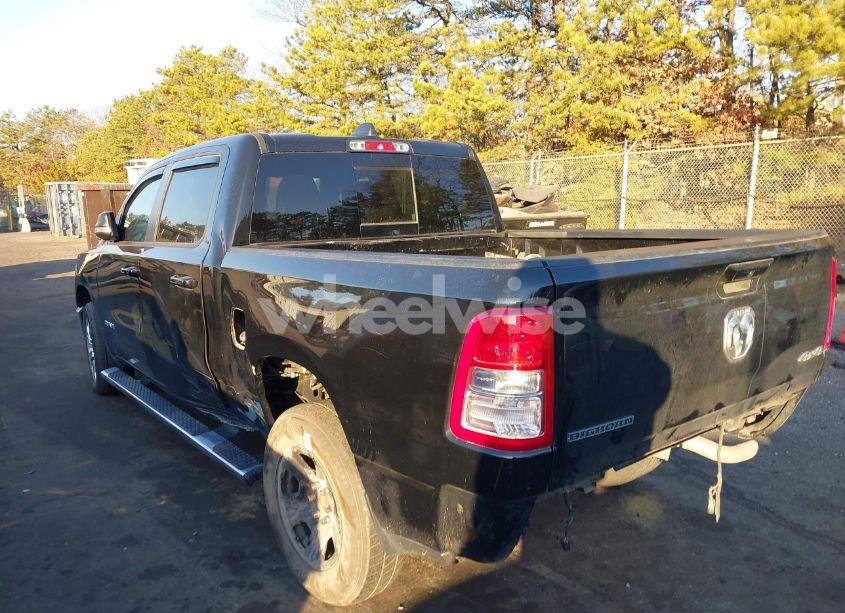 Photo 3 of 2022 Ram 1500 BIG HORN 4X4 5'7 BOX (VIN 1C6RRFFG0NN258606)