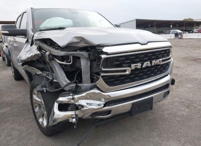 Photo 6 of 2022 Ram 1500 BIG HORN 4X4 5'7 BOX (VIN 1C6RRFFG1NN455168)