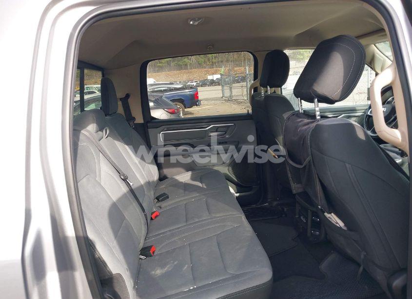 Photo 8 of 2019 Ram 1500 BIG HORN/LONE STAR 4X4 5'7 BOX (VIN 1C6RRFFG2KN696717)