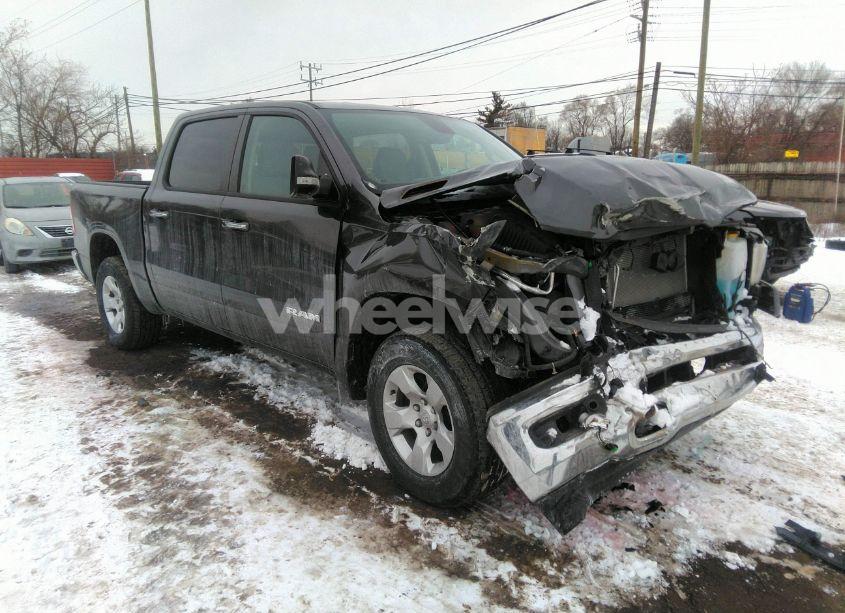 2019 Ram 1500 (VIN 1C6RRFFG2KN904627) main photo