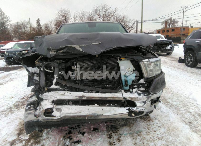 Photo 6 of 2019 Ram 1500 (VIN 1C6RRFFG2KN904627)