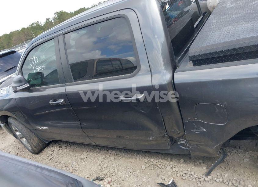 Photo 14 of 2022 Ram 1500 BIG HORN 4X4 5'7 BOX (VIN 1C6RRFFG2NN460699)