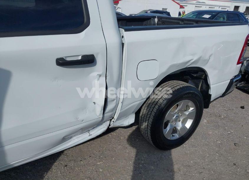 Photo 6 of 2023 Ram 1500 BIG HORN 4X4 5'7 BOX (VIN 1C6RRFFG2PN560904)