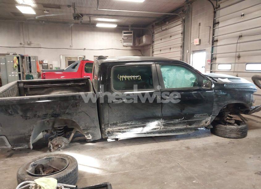 Photo 13 of 2019 Ram 1500 BIG HORN/LONE STAR 4X4 5'7 BOX (VIN 1C6RRFFG3KN721950)