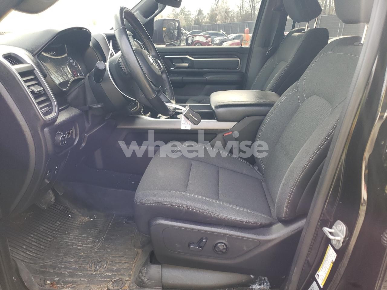 Photo 7 of 2019 RAM 1500 BIG HORN/LONE STAR (VIN 1C6RRFFG3KN790136)