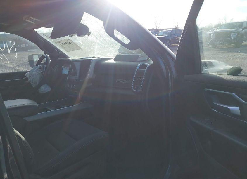 Photo 5 of 2019 Ram 1500 BIG HORN/LONE STAR 4X4 5'7 BOX (VIN 1C6RRFFG3KN818162)