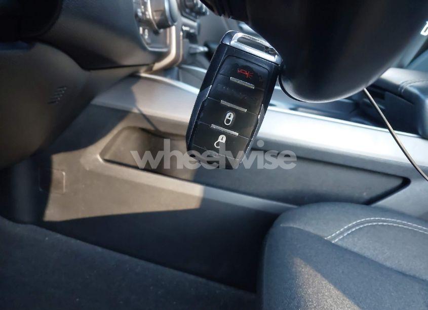 Photo 11 of 2020 Ram 1500 BIG HORN 4X4 5'7 BOX (VIN 1C6RRFFG3LN298238)