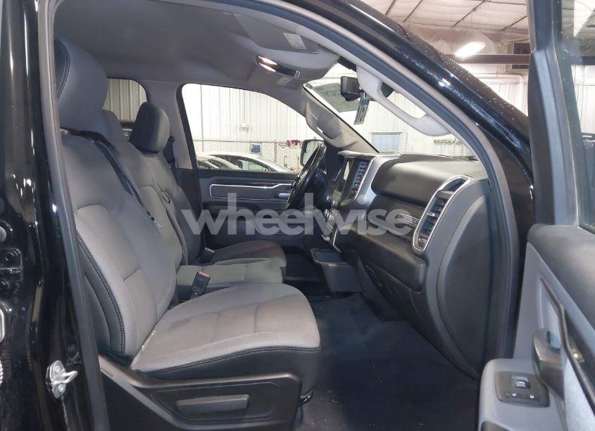 Photo 5 of 2019 Ram 1500 BIG HORN/LONE STAR 4X4 5'7 BOX (VIN 1C6RRFFG6KN675708)