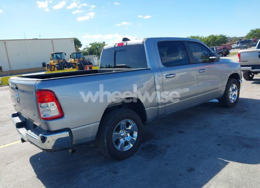 Photo 4 of 2019 Ram 1500 BIG HORN/LONE STAR 4X4 5'7 BOX (VIN 1C6RRFFG6KN725216)