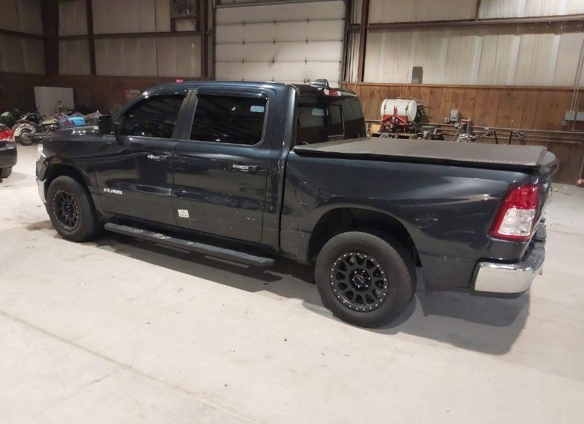 Photo 3 of 2020 Ram 1500 BIG HORN 4X4 5'7 BOX (VIN 1C6RRFFG6LN118962)