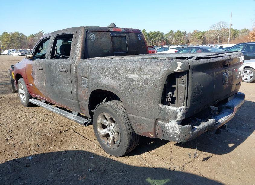 Photo 3 of 2022 Ram 1500 (VIN 1C6RRFFG6NN359956)