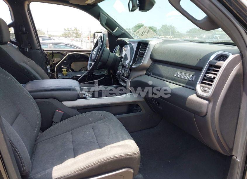 Photo 5 of 2019 Ram 1500 BIG HORN/LONE STAR 4X4 5'7 BOX (VIN 1C6RRFFG7KN723216)