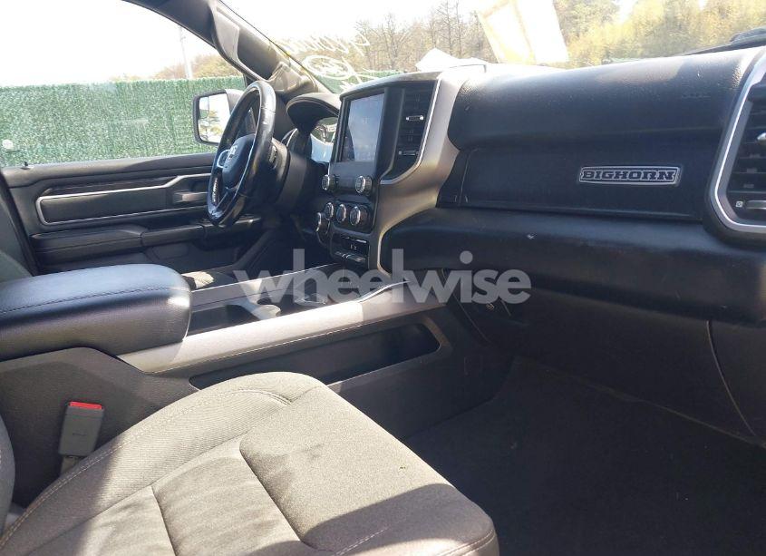 Photo 5 of 2019 Ram 1500 BIG HORN/LONE STAR 4X4 5'7 BOX (VIN 1C6RRFFG7KN782511)