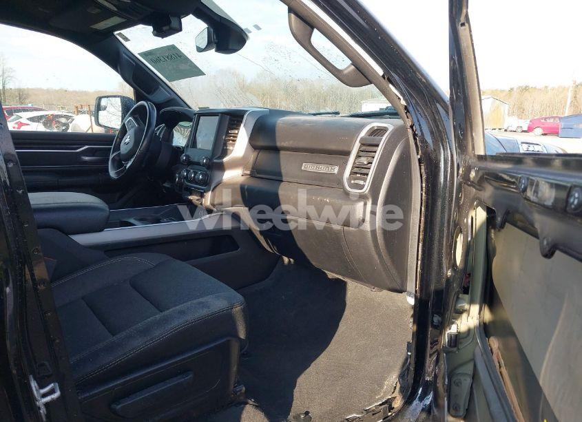 Photo 5 of 2020 Ram 1500 BIG HORN 4X4 5'7 BOX (VIN 1C6RRFFG7LN299084)