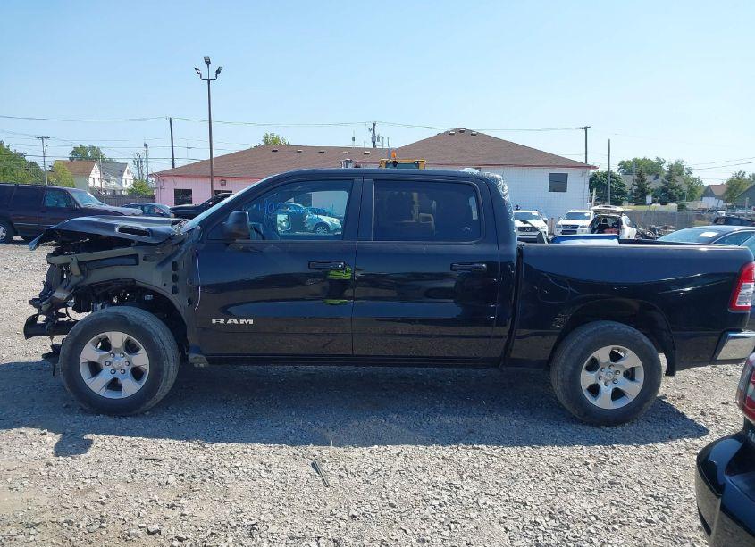 Photo 14 of 2021 Ram 1500 BIG HORN 4X4 5'7 BOX (VIN 1C6RRFFG7MN556391)