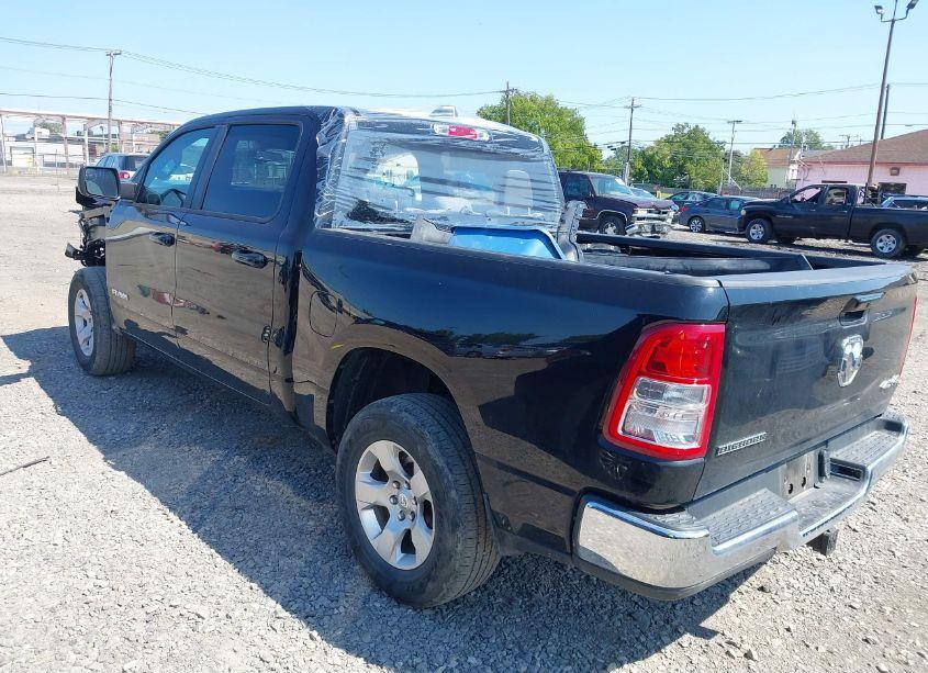 Photo 3 of 2021 Ram 1500 BIG HORN 4X4 5'7 BOX (VIN 1C6RRFFG7MN556391)