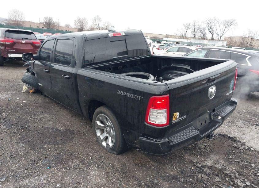 Photo 3 of 2022 Ram 1500 BIG HORN 4X4 5'7 BOX (VIN 1C6RRFFG7NN392190)