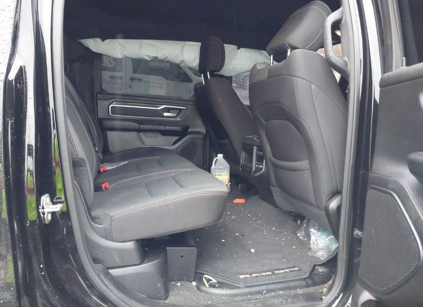 Photo 8 of 2022 Ram 1500 BIG HORN 4X4 5'7 BOX (VIN 1C6RRFFG7NN392190)