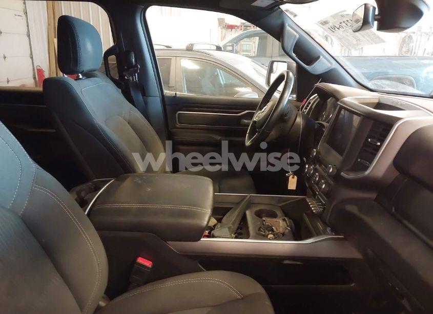 Photo 5 of 2022 Ram 1500 BIG HORN 4X4 5'7 BOX (VIN 1C6RRFFG7NN455417)