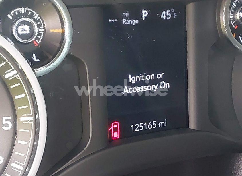 Photo 16 of 2019 Ram 1500 (VIN 1C6RRFFG8KN920072)