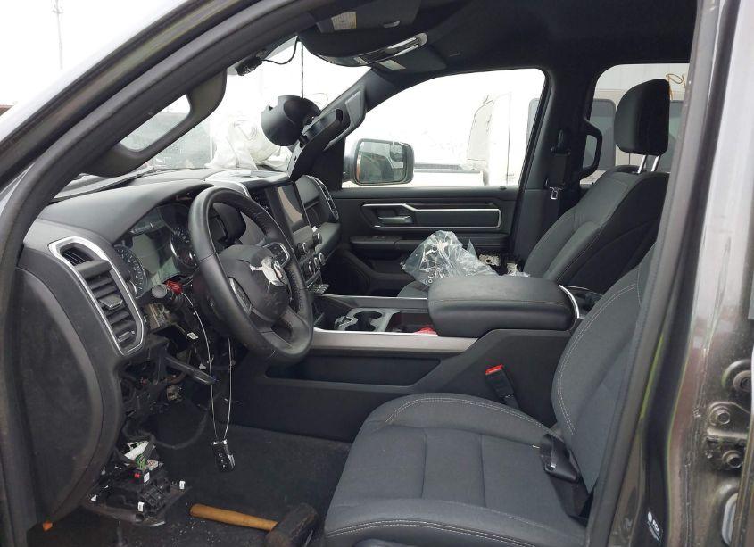 Photo 5 of 2022 Ram 1500 BIG HORN 4X4 5'7 BOX (VIN 1C6RRFFG8NN426878)