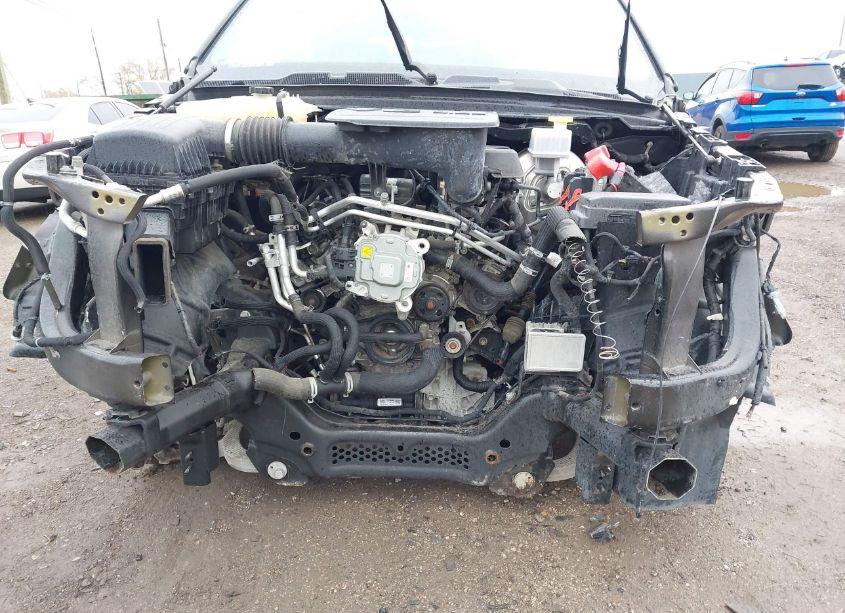 Photo 10 of 2019 Ram 1500 (VIN 1C6RRFFG9KN790013)