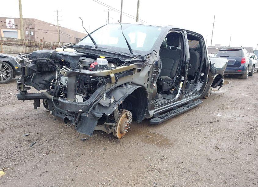 Photo 2 of 2019 Ram 1500 (VIN 1C6RRFFG9KN790013)