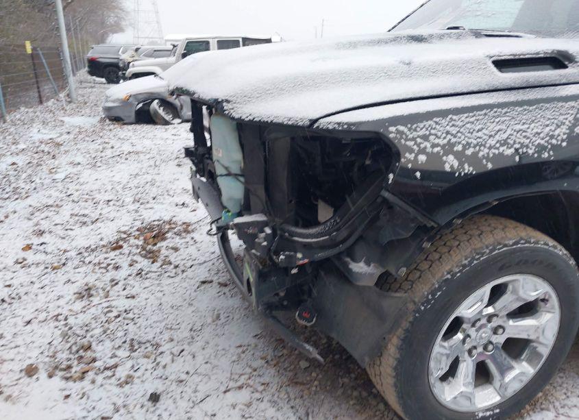 Photo 18 of 2019 Ram 1500 BIG HORN/LONE STAR 4X4 5'7 BOX (VIN 1C6RRFFG9KN817887)