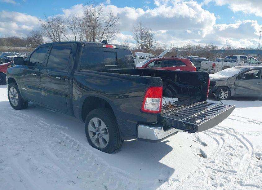 Photo 3 of 2019 Ram 1500 BIG HORN/LONE STAR 4X4 5'7 BOX (VIN 1C6RRFFG9KN920033)