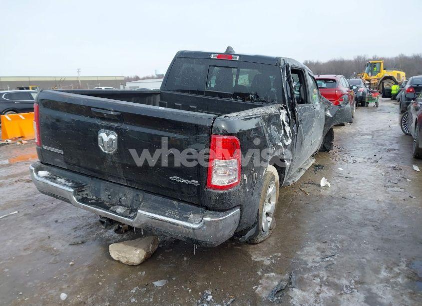 Photo 4 of 2021 Ram 1500 BIG HORN 4X4 5'7 BOX (VIN 1C6RRFFG9MN521903)