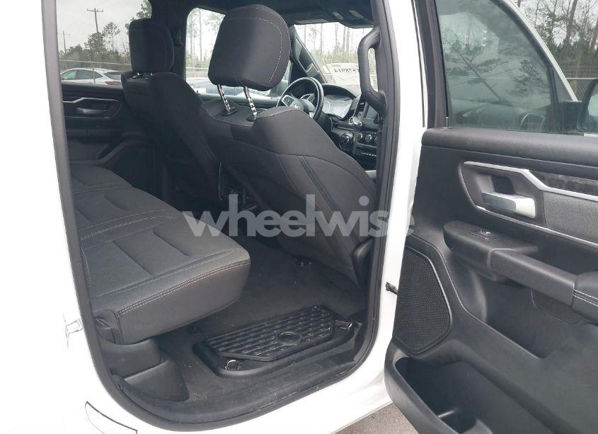 Photo 8 of 2023 Ram 1500 BIG HORN 4X4 5'7 BOX (VIN 1C6RRFFG9PN542075)