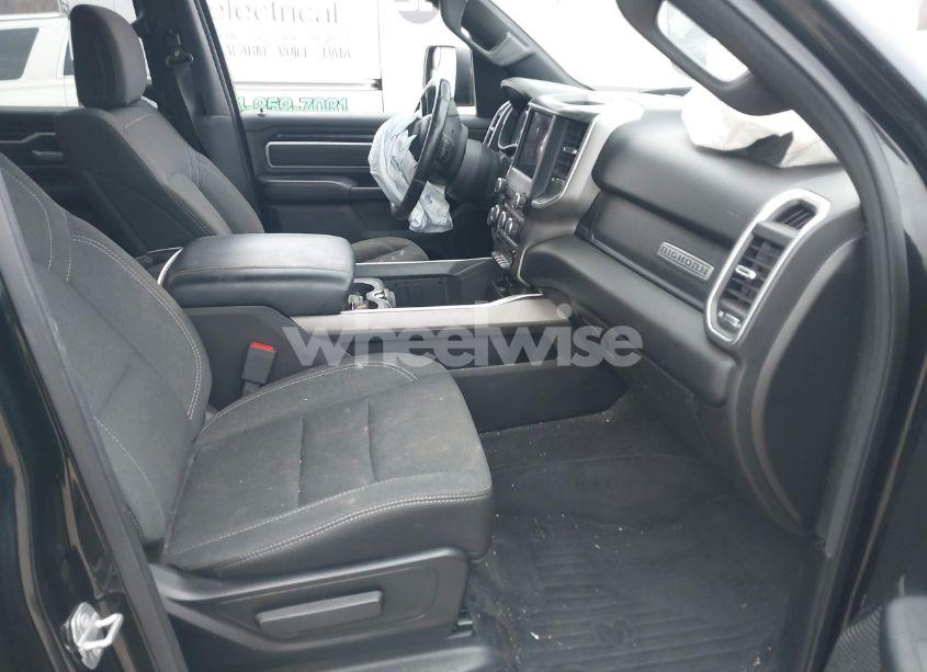 Photo 5 of 2019 Ram 1500 BIG HORN/LONE STAR 4X4 5'7 BOX (VIN 1C6RRFFGXKN835444)