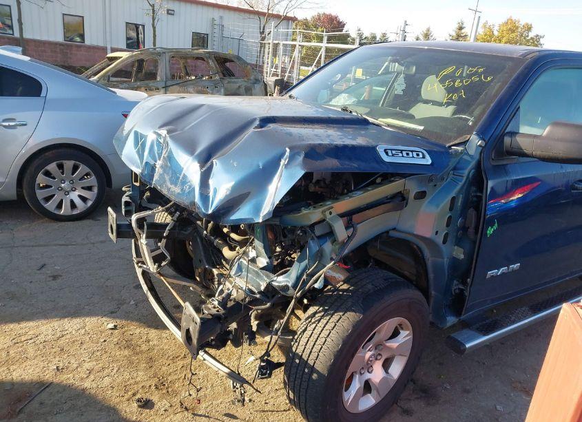 Photo 2 of 2021 Ram 1500 BIG HORN 4X4 5'7 BOX (VIN 1C6RRFFGXMN553887)