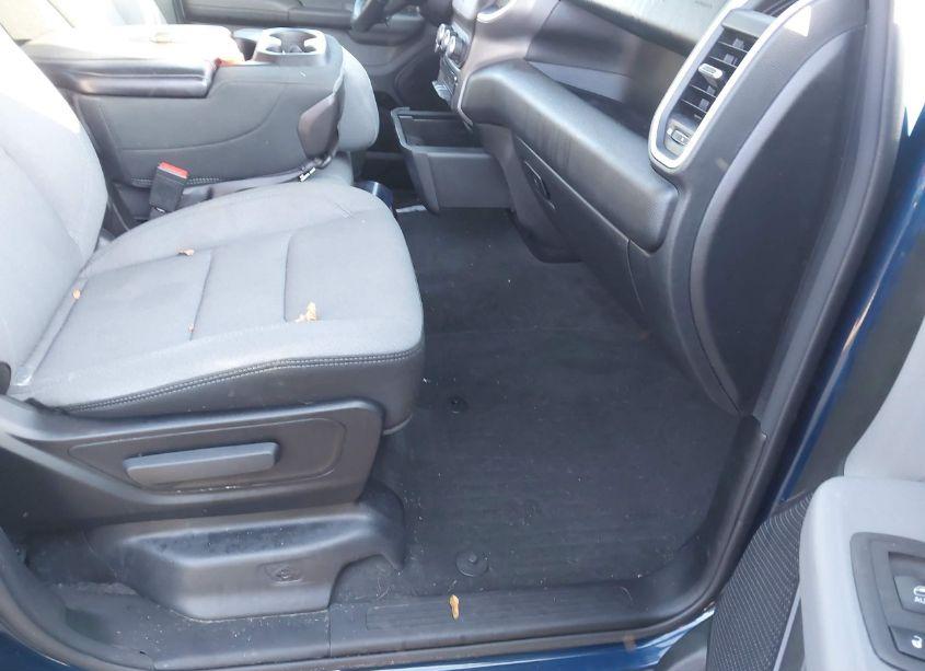 Photo 5 of 2021 Ram 1500 BIG HORN 4X4 5'7 BOX (VIN 1C6RRFFGXMN553887)