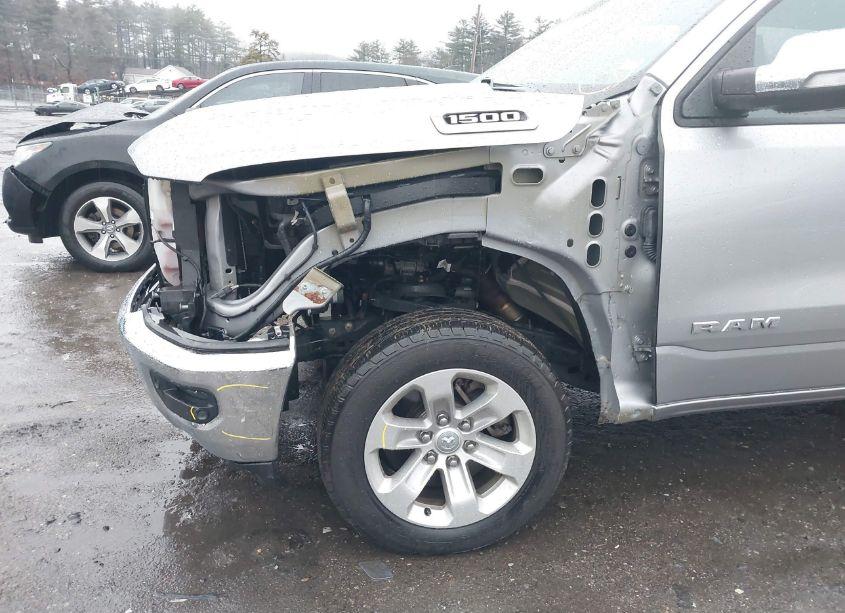 Photo 19 of 2019 Ram 1500 LARAMIE 4X4 5'7 BOX (VIN 1C6RRFJG9KN901554)