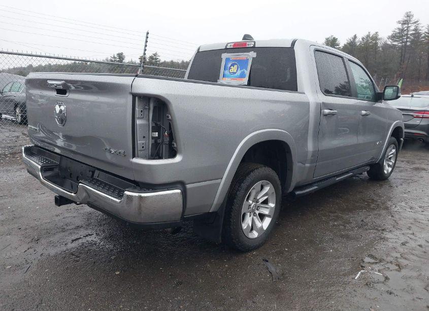 Photo 4 of 2019 Ram 1500 LARAMIE 4X4 5'7 BOX (VIN 1C6RRFJG9KN901554)