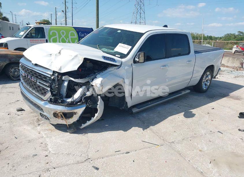 Photo 2 of 2022 Ram 1500 BIG HORN 4X4 6'4 BOX (VIN 1C6RRFMG2NN430198)